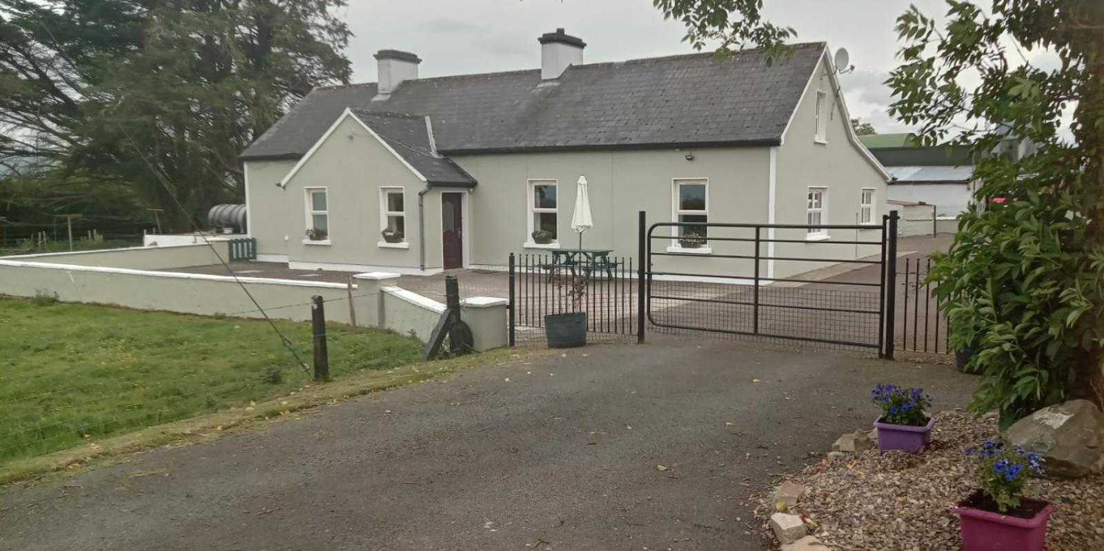 Birdhill Farmhouse Tipperary Ngoại thất bức ảnh
